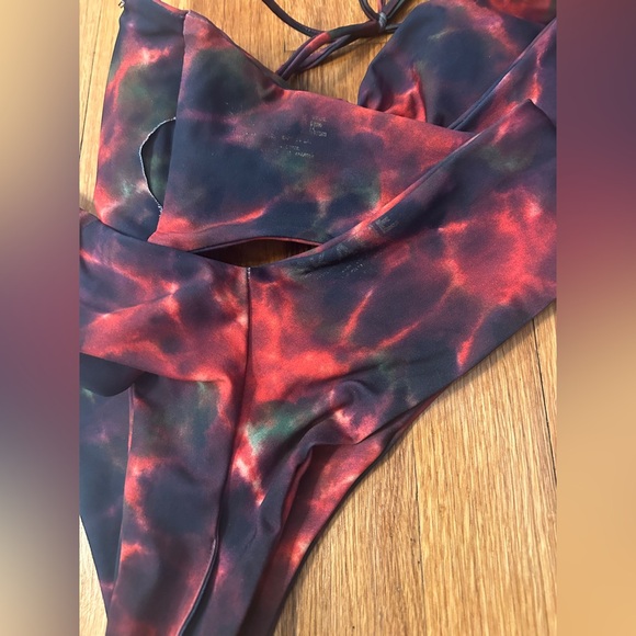 Tie-Dye Bikini Set
SKATIE / medium - Picture 2 of 4